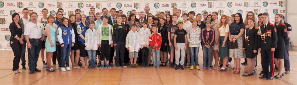 Наталья Комарова встретилась с юными общественниками Югры